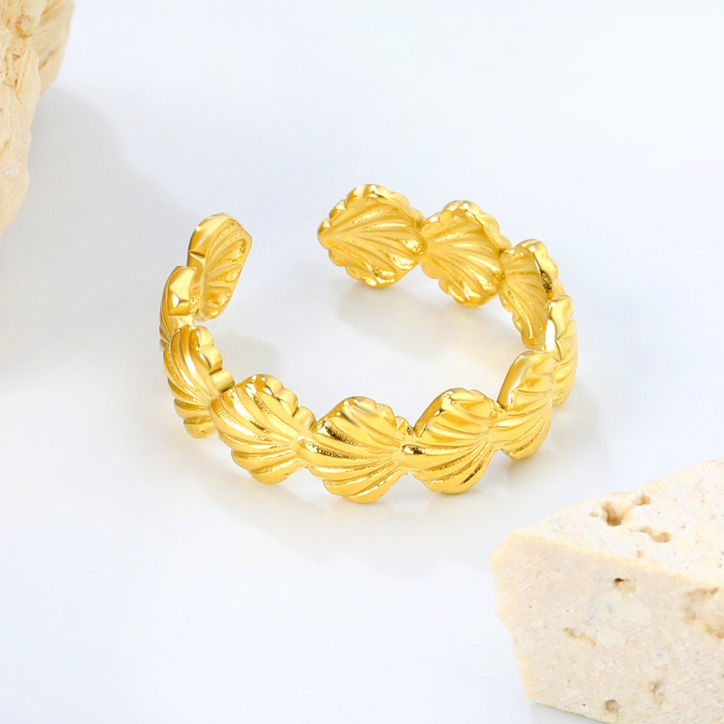 18K Gold - Plated Shell - Embossed Ring asonjewelry