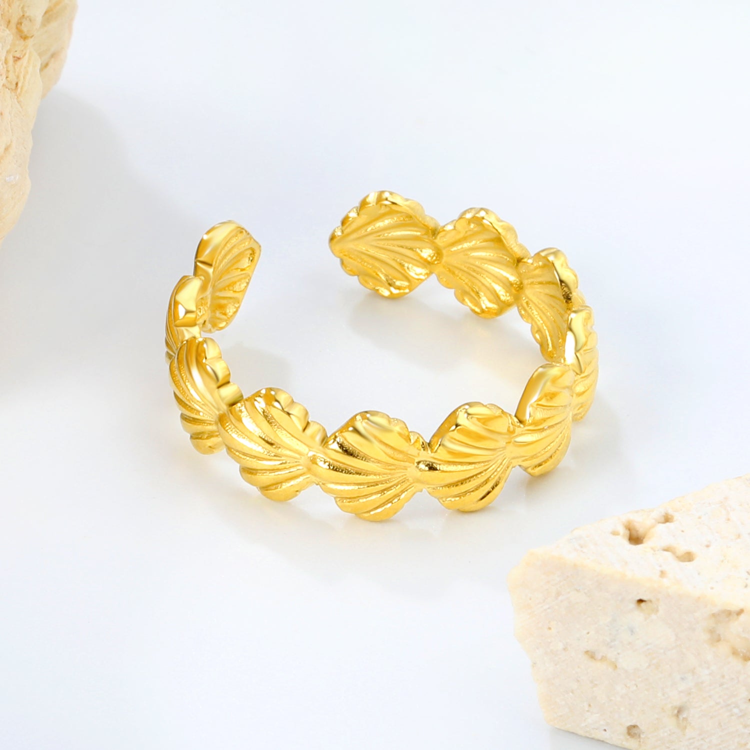 18K Gold - Plated Shell - Embossed Ring asonjewelry
