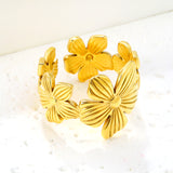 18K Gold - Plated Flower - Embossed Ring