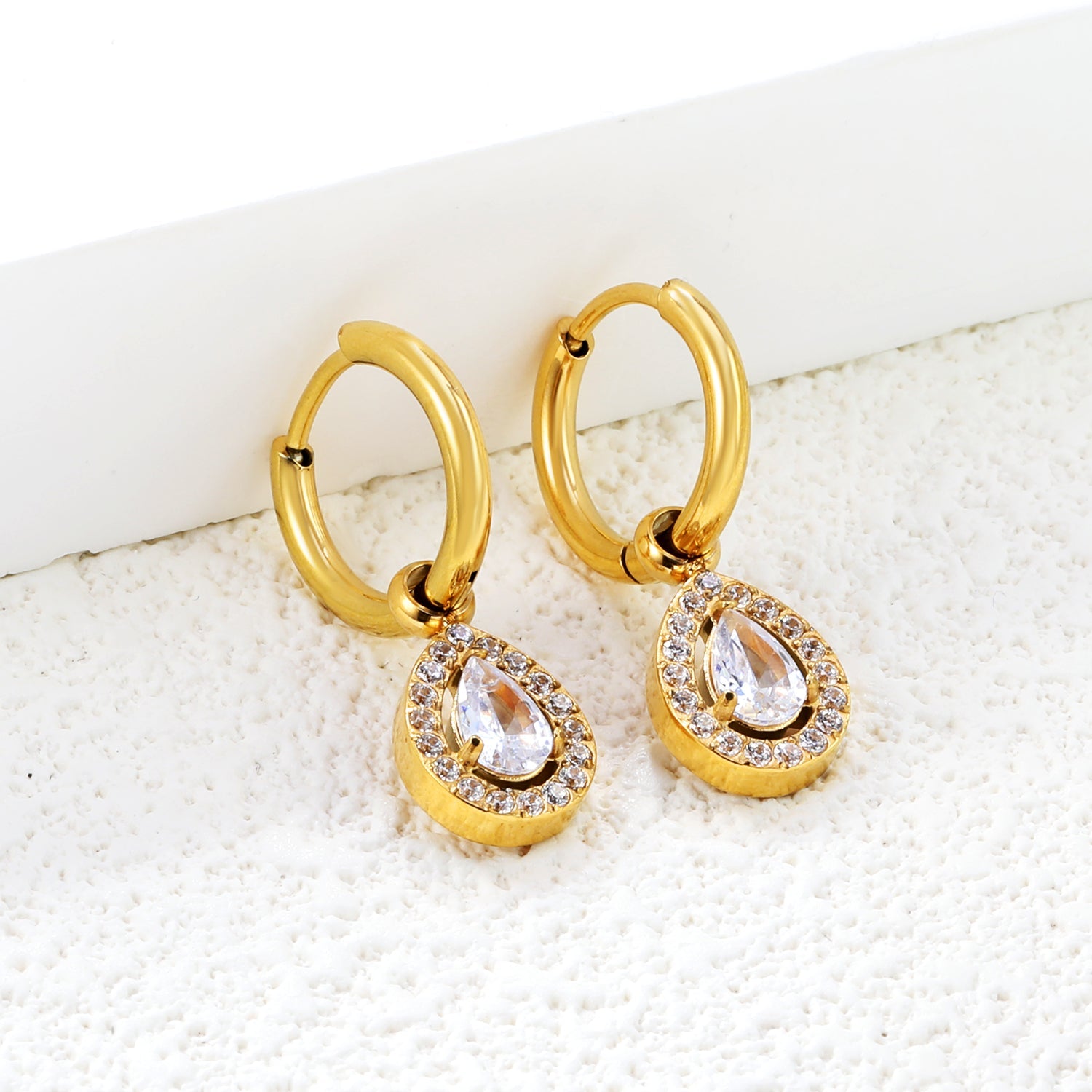 Wire 2*O.D. 14mm earrings + 8.6*10.8mm drop-shaped white zirconia/emerald green glass + CNC drilling white zirconium hoop fittings Gold color asonjewelry