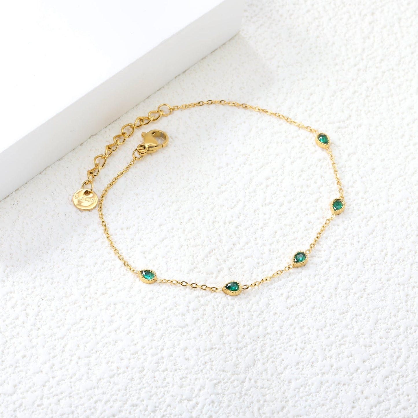 3.5*4.5mm teardrop shaped sticky emerald zirconium fittings 0.3 cross chain*18+3cm+6mm round plaque bracelet gold color asonjewelry
