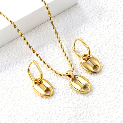 Pig nose set Golden oval wire ear clips: wire 2 * 12 * 17mm Earrings: 13 * 17mm Pendant: 13 * 17mm 2.0 twist chain * 40 + 5cm + 6mm round plate asonjewelry