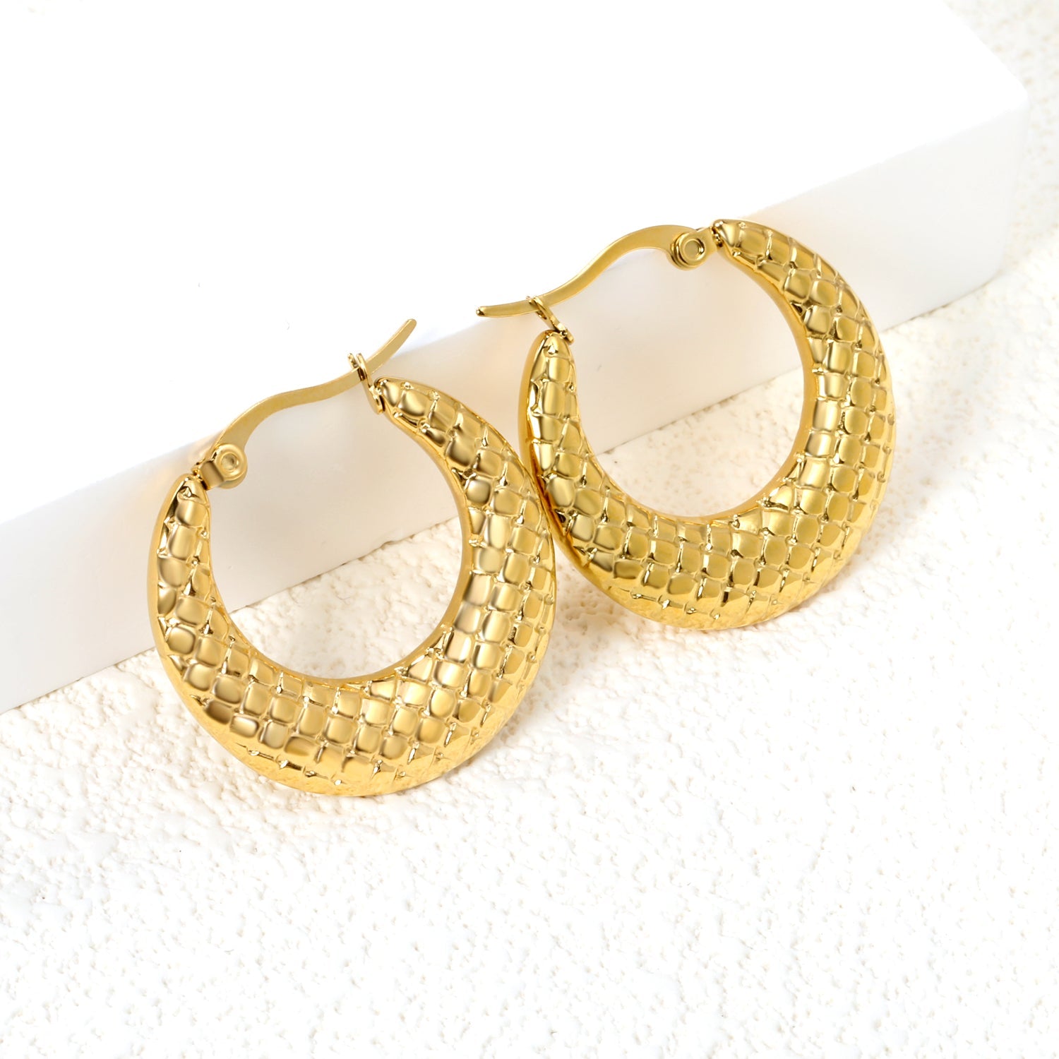 Round snake pattern earrings 28.4*26.6mm gold color asonjewelry