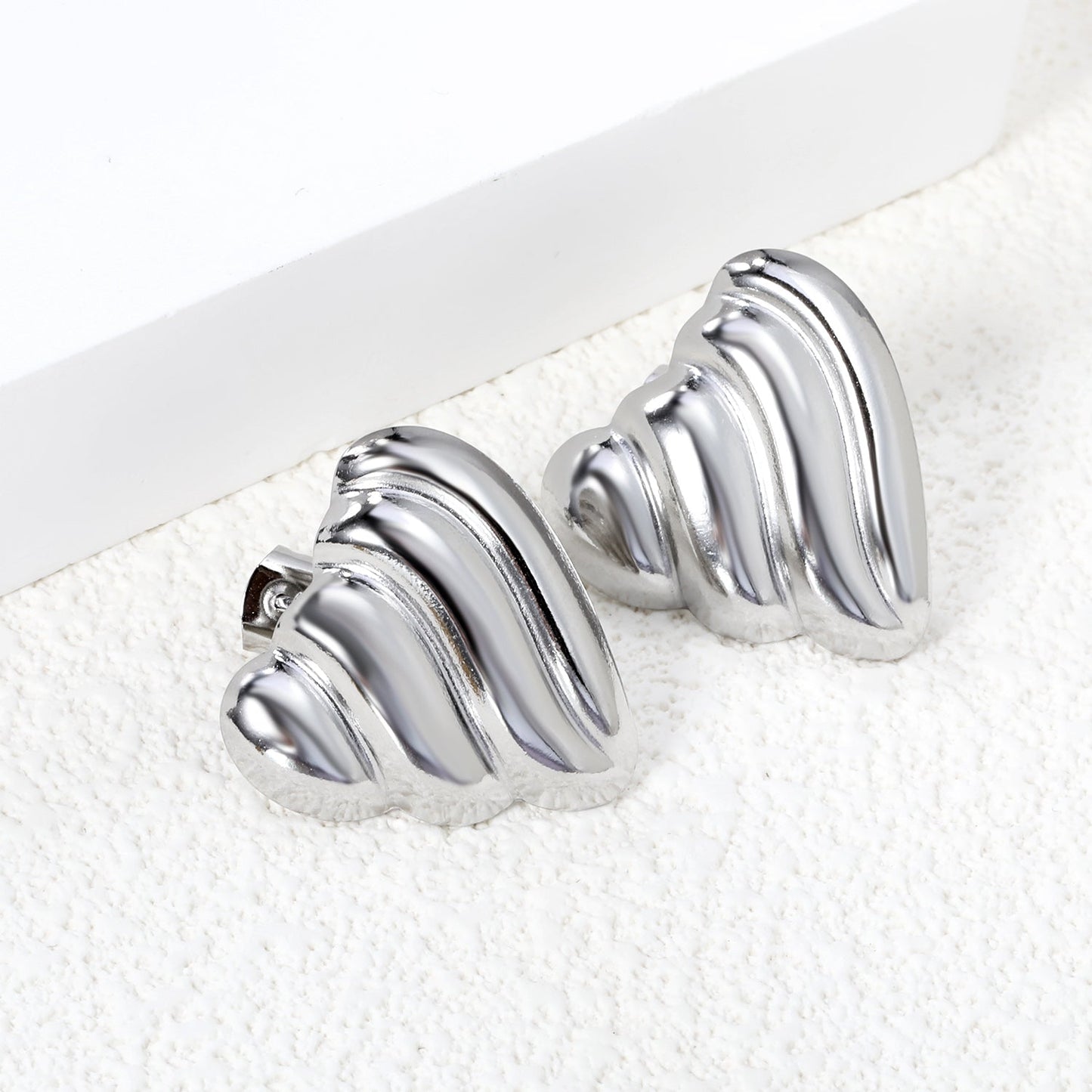 Ripple Heart Goldtone Stud Earrings 23.4mm asonjewelry