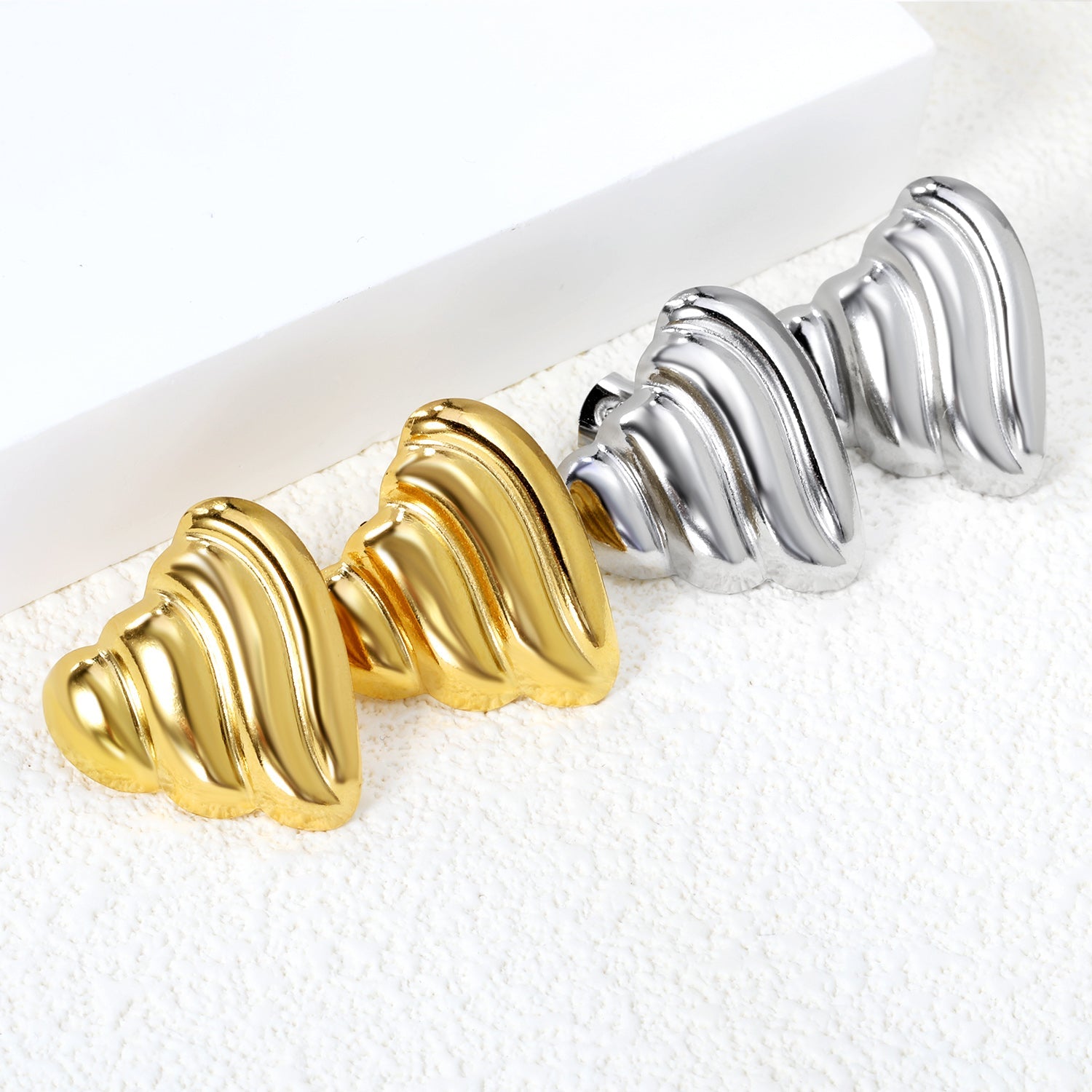 Ripple Heart Goldtone Stud Earrings 23.4mm asonjewelry