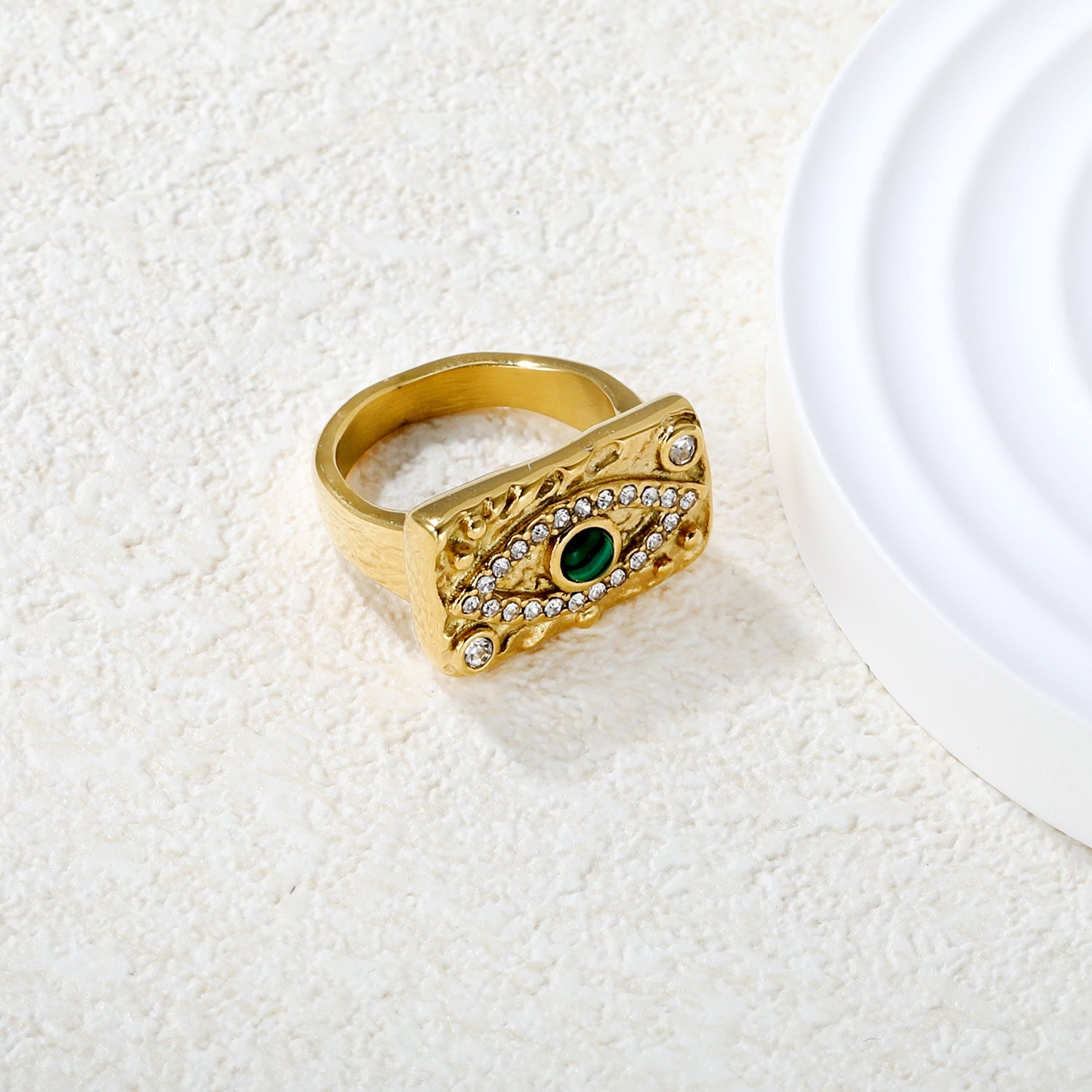 Gold Vintage - Engraved Ring with Emerald & Diamond Accents asonjewelry