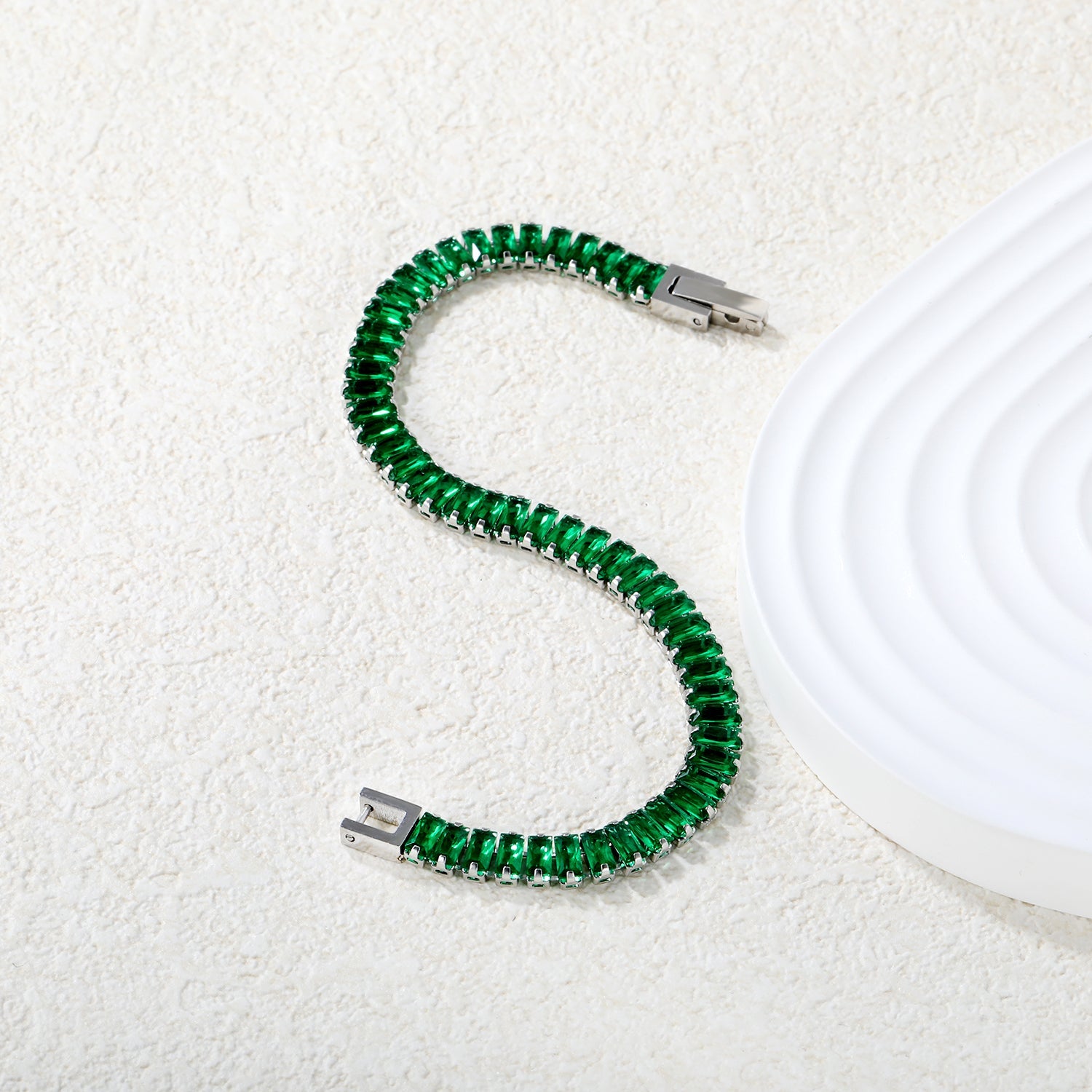 5.6 x 2.5mm rectangular green diamond clasp bracelet 18cm Steel/Gold asonjewelry