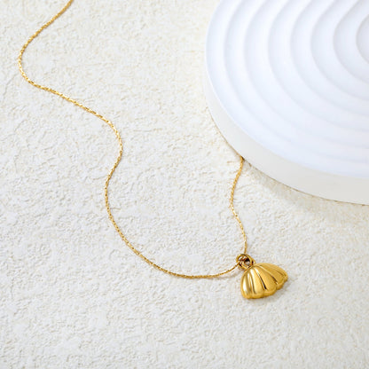 13x10mm shell pendant, 0.3 cross hammer round, 40+5cm + 6mm round tag, gold asonjewelry