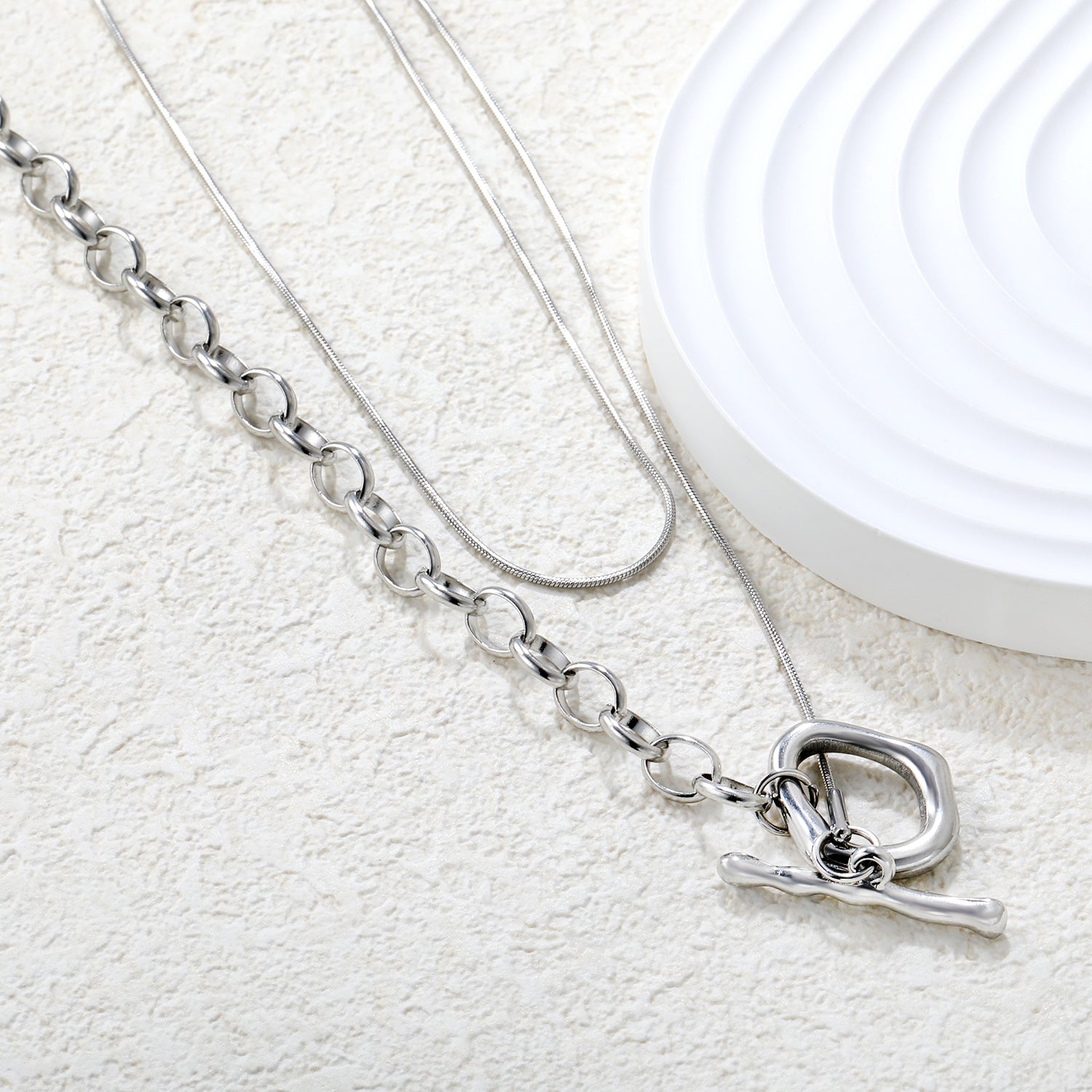 Sweater Chain 2.6 x 25mm Straight Teardrop + 16 x 18mm Oval Pendant 0.9 Round Snake + 6.0 Pearl 85cm Necklace Steel Color/Gold Color asonjewelry