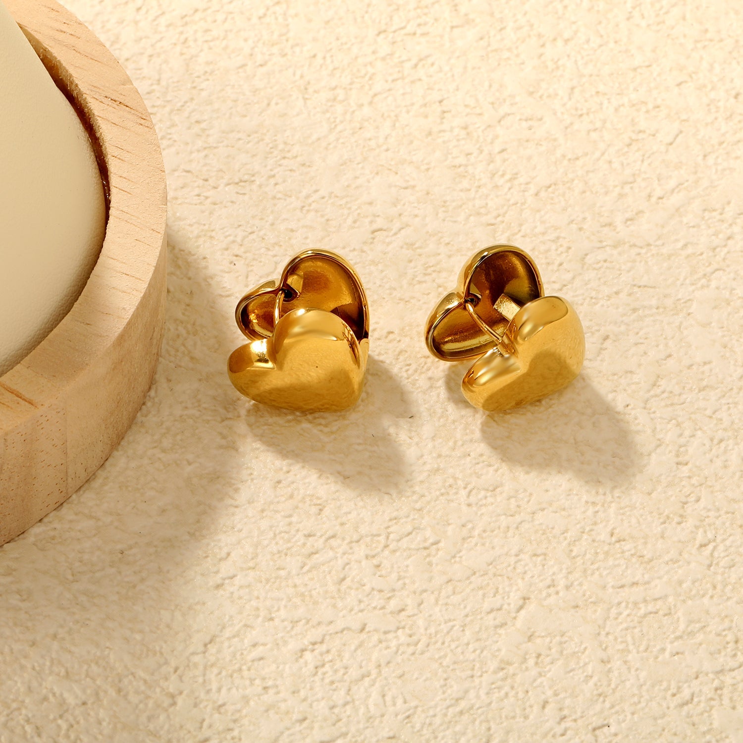 16x13.5mm earring hook + polished heart, gold asonjewelry