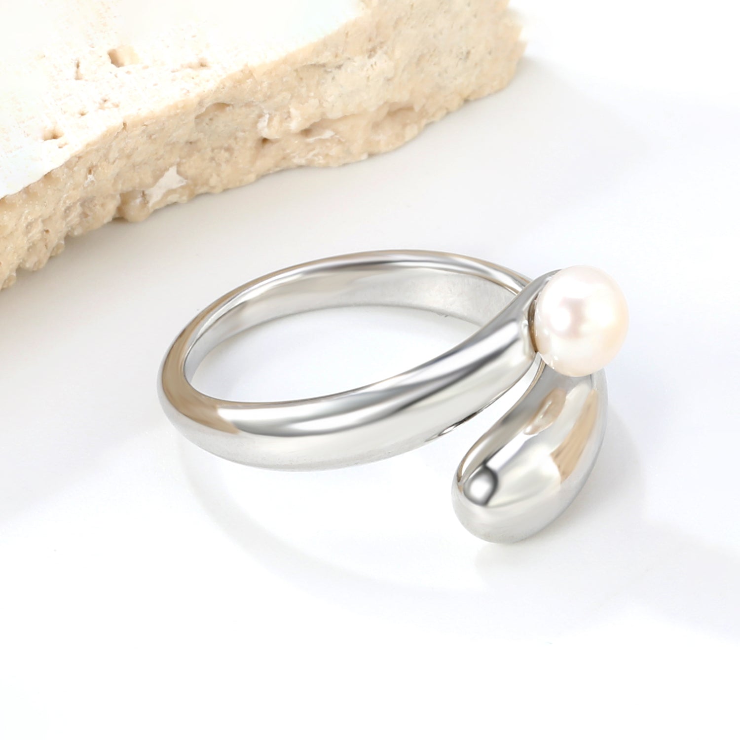 18K Gold - Plated Ring with Curved Band and Single Pearl asonjewelry
