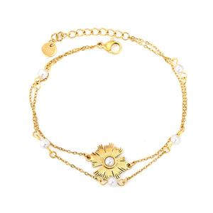 15*15mm irregular sunflower-shaped pearls, 2mm cross chain, 5 pieces of 4mm double-layered chains, 18+3cm+6mm round tail tag. Hand chain. Golden color.