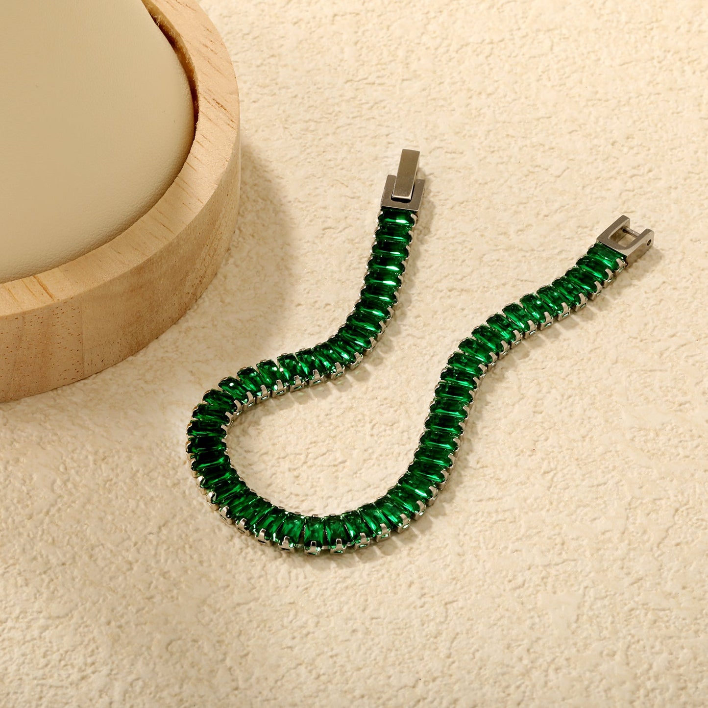 5.6 x 2.5mm rectangular green diamond clasp bracelet 18cm Steel/Gold asonjewelry