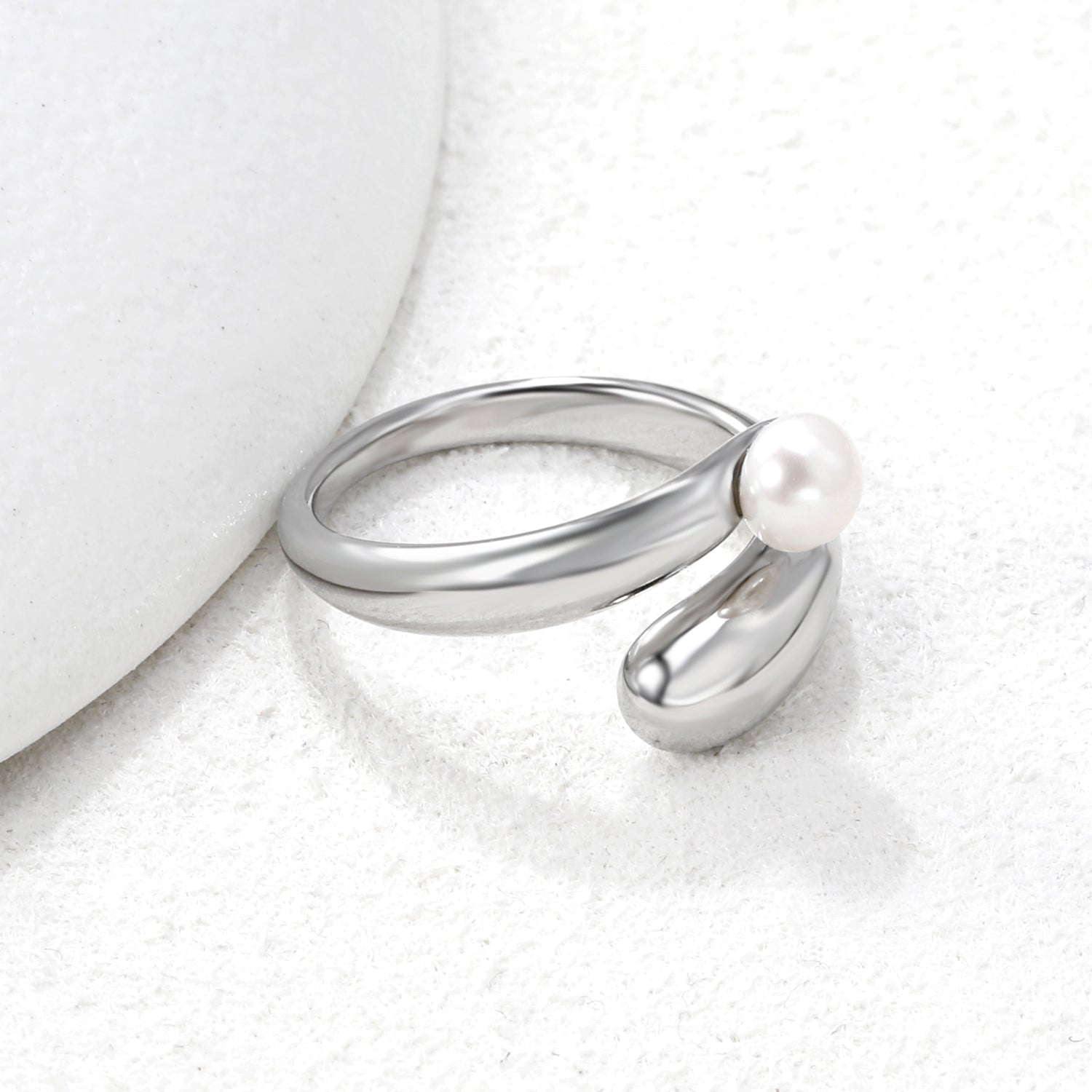 18K Gold - Plated Ring with Curved Band and Single Pearl asonjewelry
