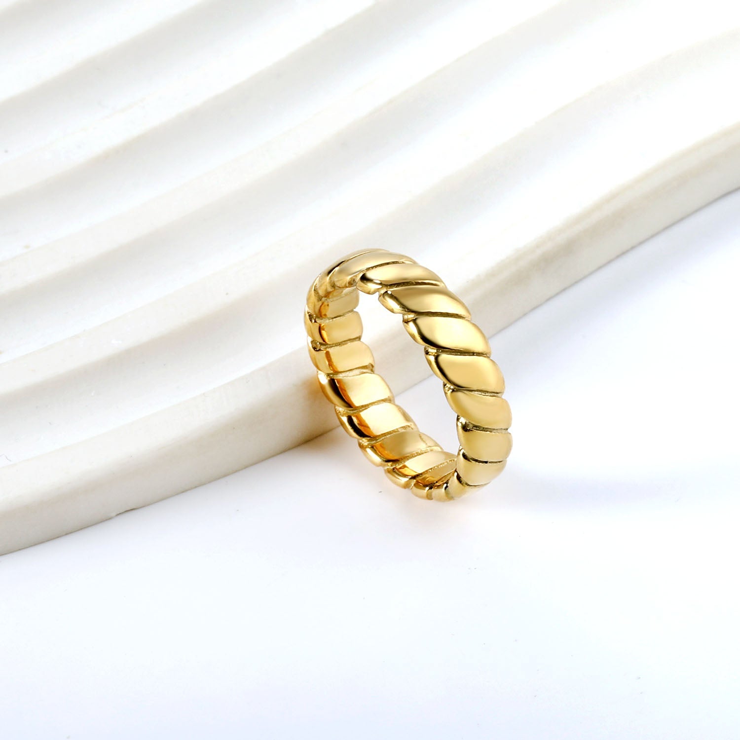 Minimalist Solid Color Wheat Ring Twisted Stripe Niche Ring asonjewelry