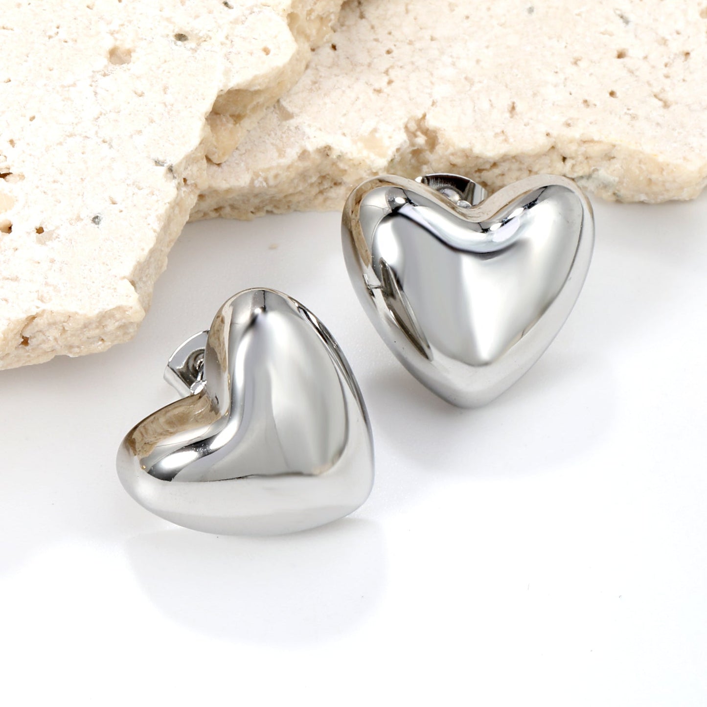 Heart-shaped gold-colored stud earrings 18*16.6mm asonjewelry