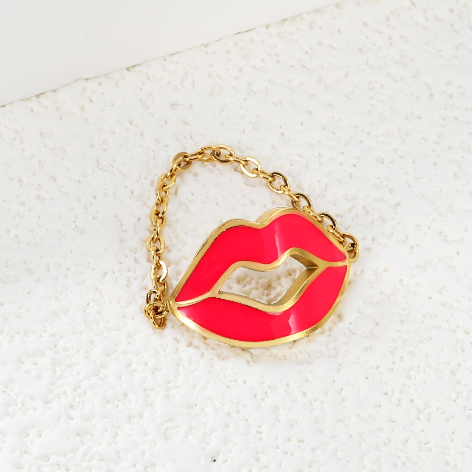 16.3*10.7mm Lips with red/pink oil drip soft ring gold color asonjewelry