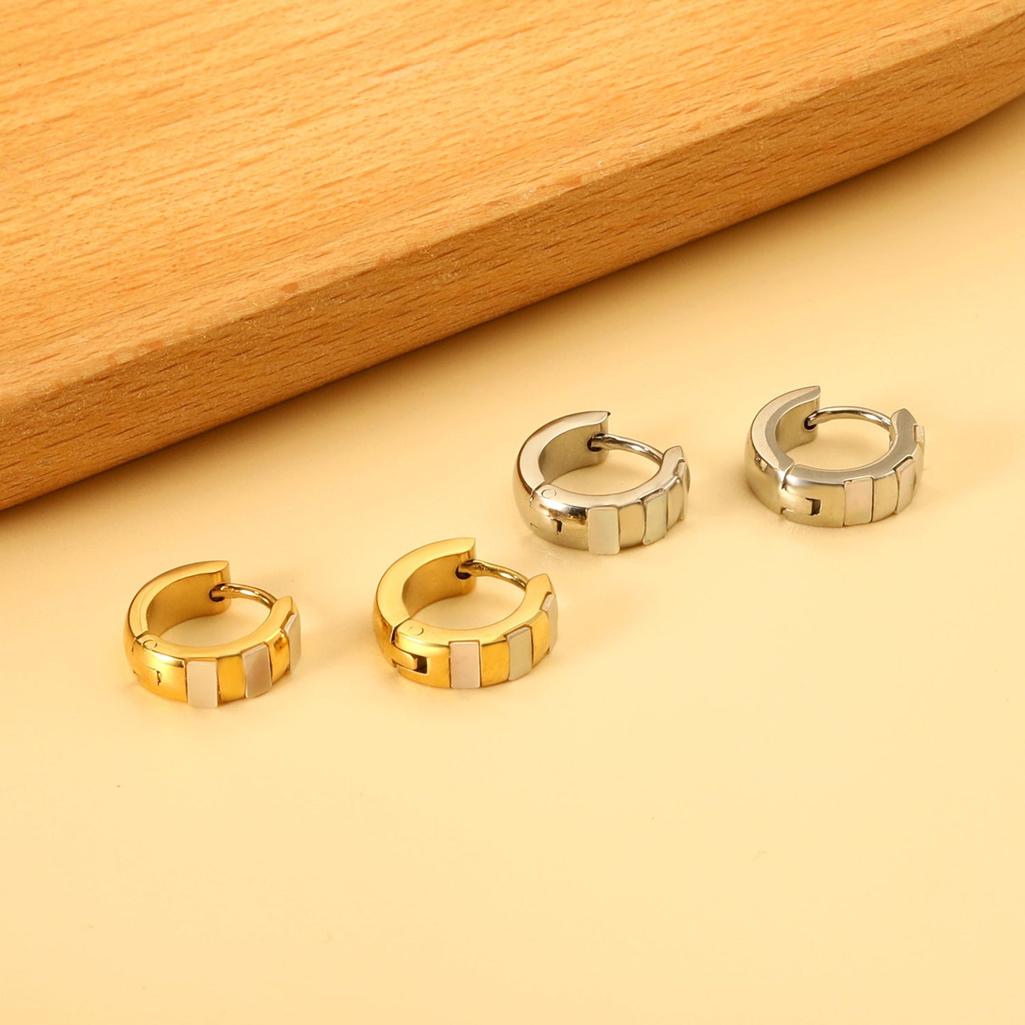 Round Earrings with White Seashells 4*12mm asonjewelry