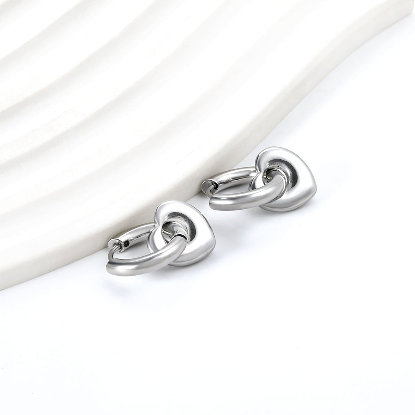 New 3x16mm Circle With Heart Shaped Accessories Earrings asonjewelry