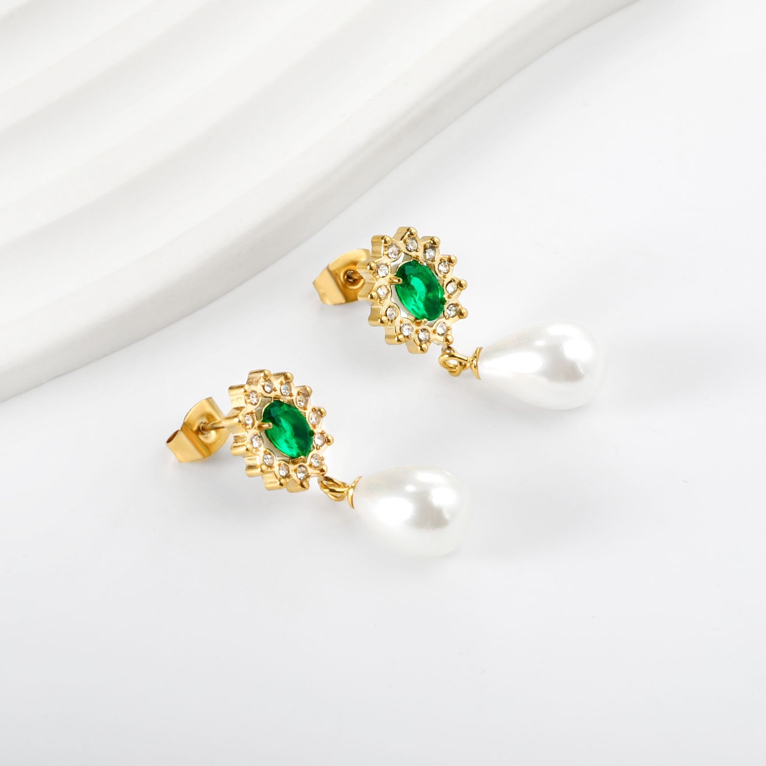 Heart Green Diamonds + White Diamond Hoops with Teardrop White Pearls Stud Earrings asonjewelry