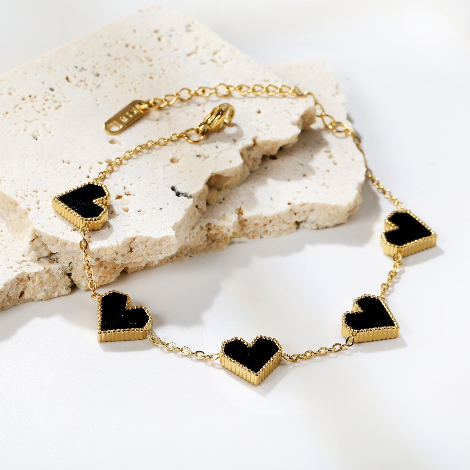 11.3*10.5mm heart shape sticky double-sided white shell/black/red/pink/green horizontal acrylic accessories 18+5cm+6mm round plaque Bracelet gold color asonjewelry