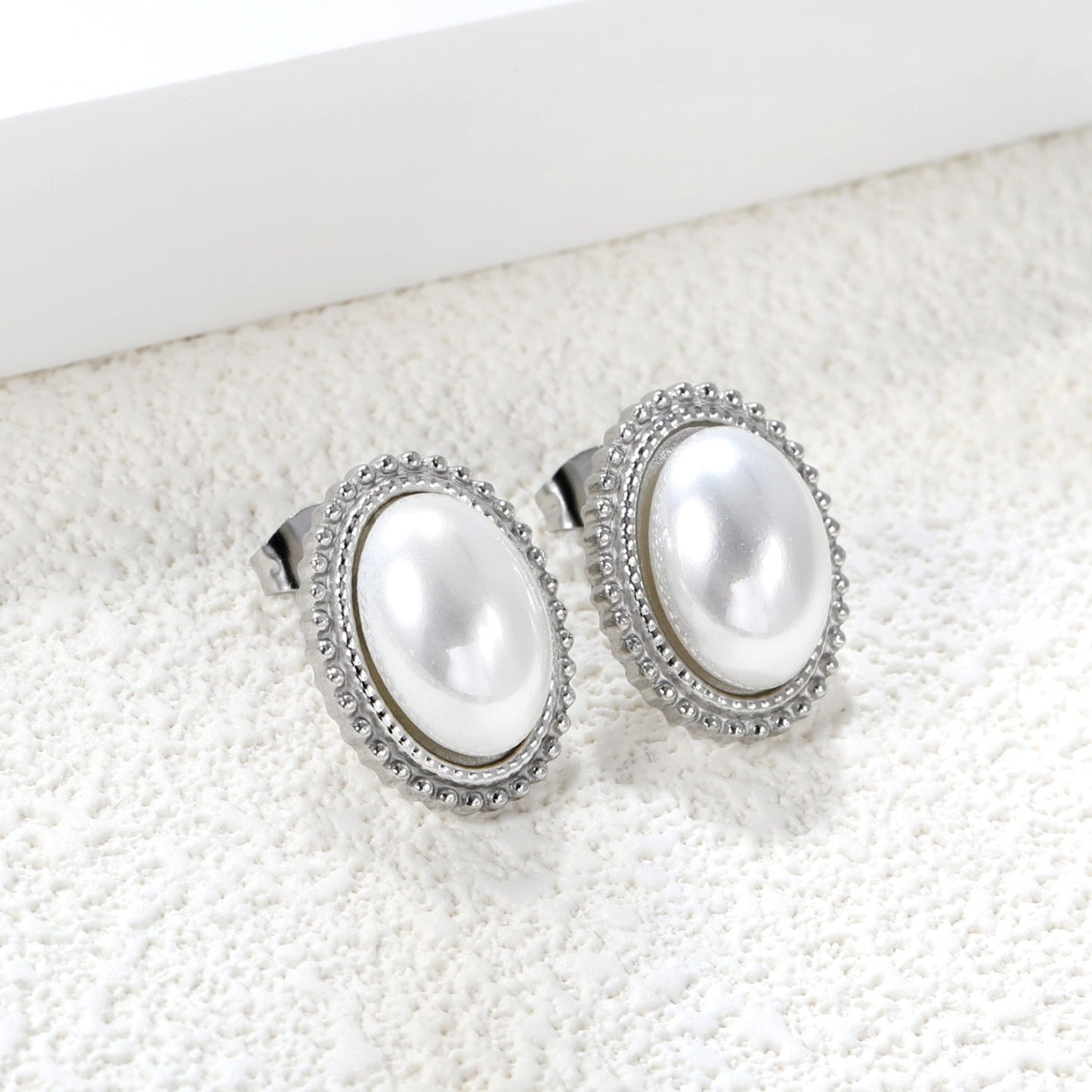 Lace Oval with White Pearl Earrings 15.2*19.2mm asonjewelry