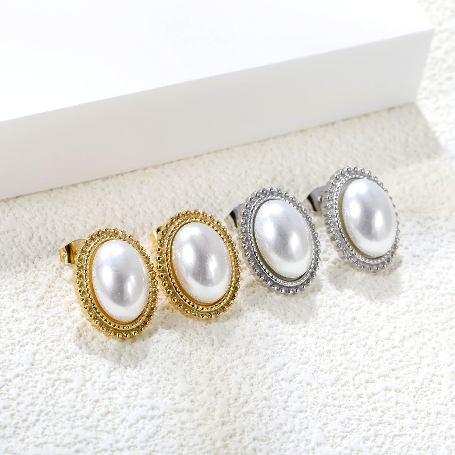 Lace Oval with White Pearl Earrings 15.2*19.2mm asonjewelry