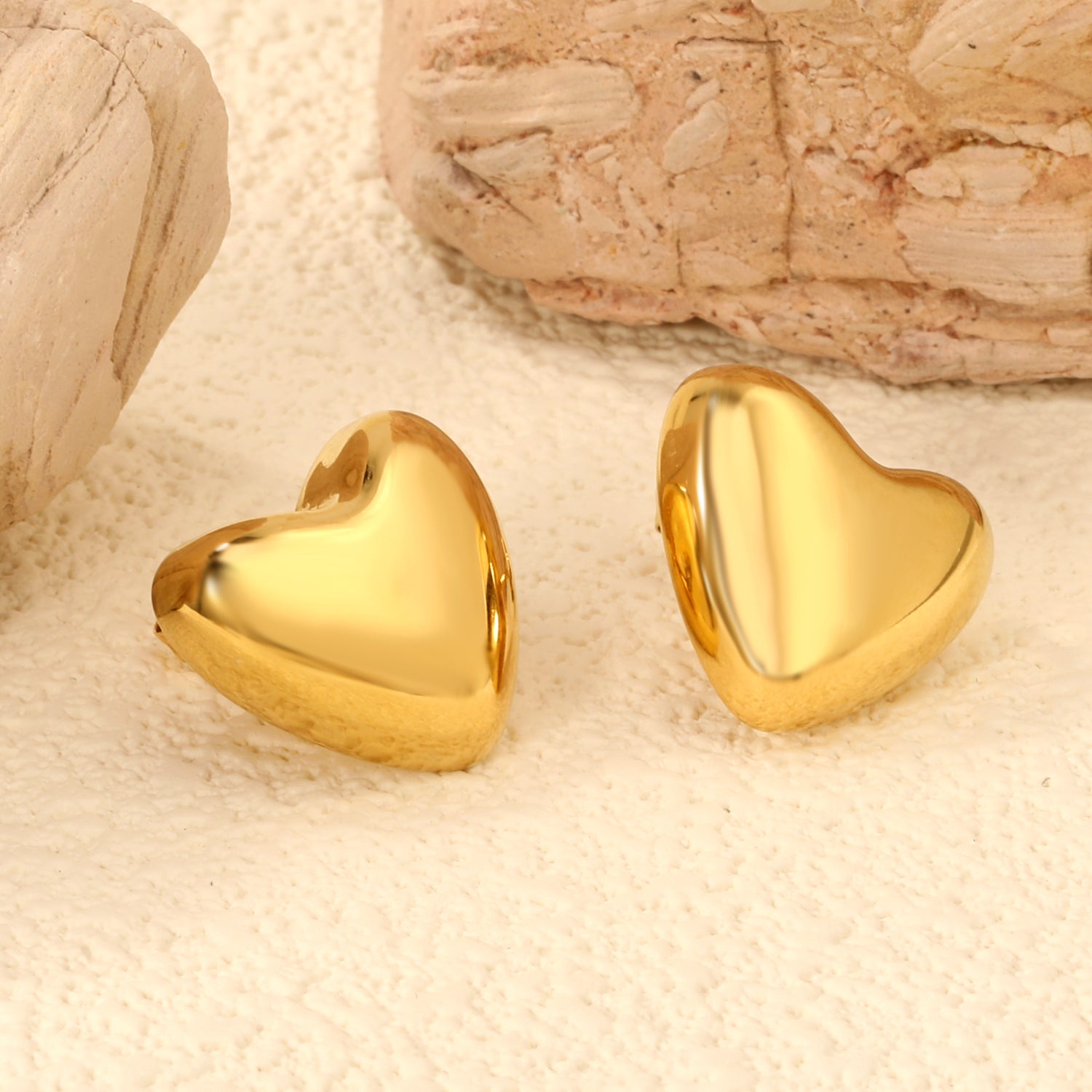Heart-shaped gold-colored stud earrings 18*16.6mm asonjewelry