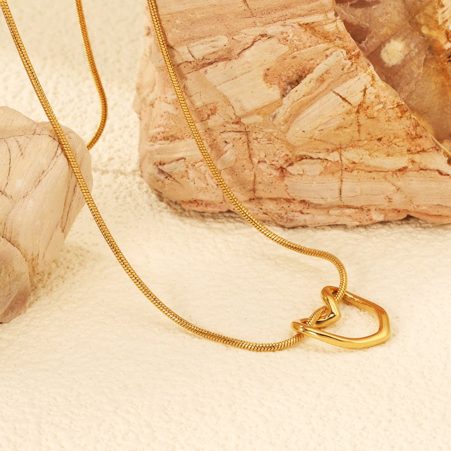 2*17.5*15.5mm heart shape hollow pendant necklace 41+4cm asonjewelry