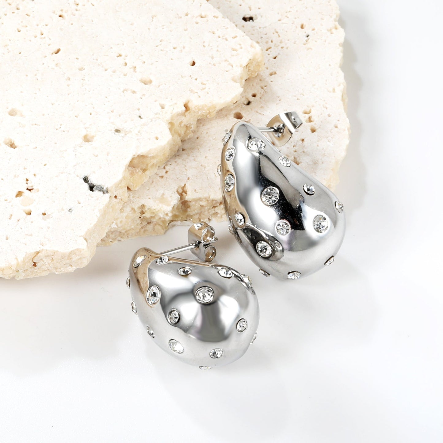 Teardrop Hollow with White Diamonds Earrings 16.2*26mm asonjewelry