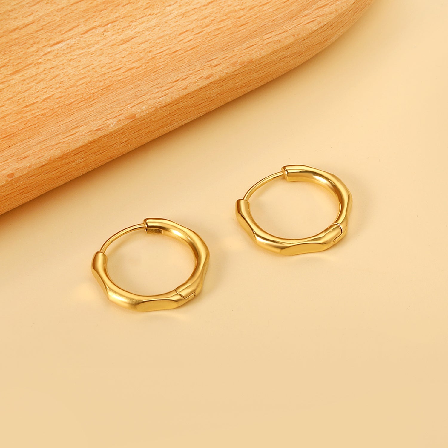 Round ear clasp 2.7*20*19mm asonjewelry