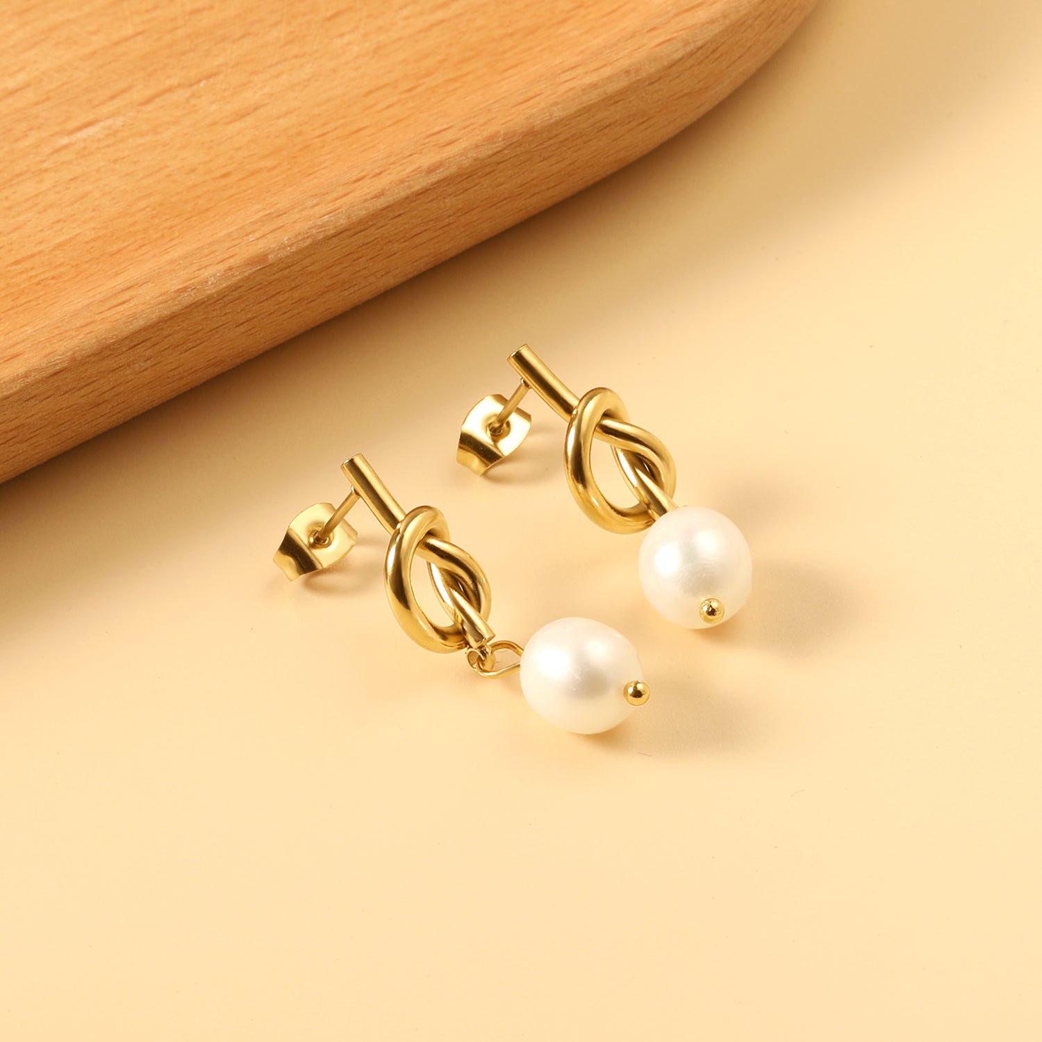 2024 Spring Rope Knot with White Pearls 8*9.4mm Earrings asonjewelry