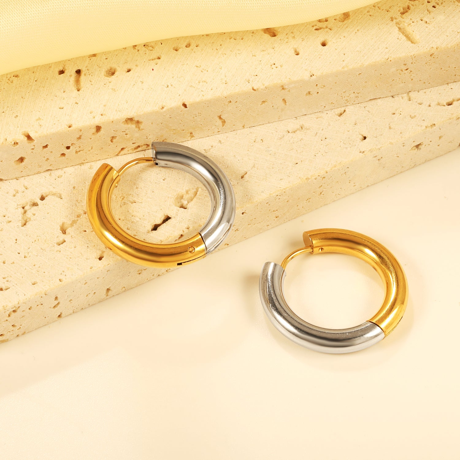 4x25mm Circle Earrings asonjewelry