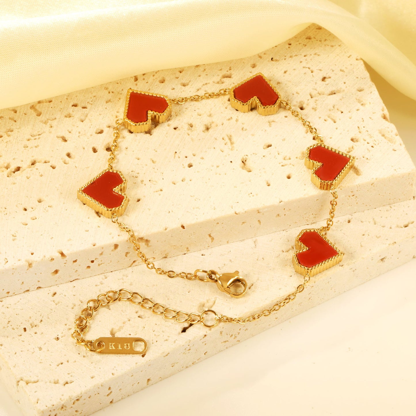 5 Heart with White & Black & Red Shell Bracelet 18+5cm asonjewelry