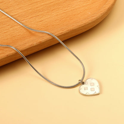 Heart with Clover Pattern White Shell Pendant 14.8*13mm Necklace 45+5cm asonjewelry