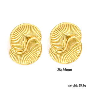 28x36mm textured spiral earrings, gold