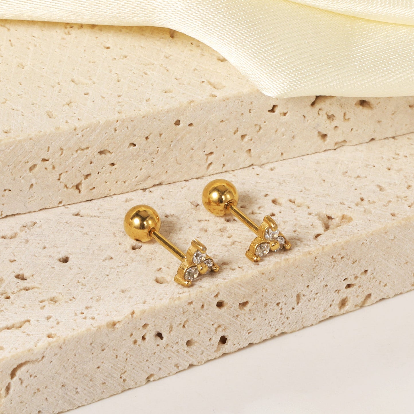 Steel ball screw-in triangle with 3 round white diamond earrings 5*5mm asonjewelry