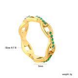 5mm high single-link chain with white/emerald green diamonds, gold ring