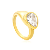 10.7mm teardrop white/emerald/royal blue diamond ring in gold