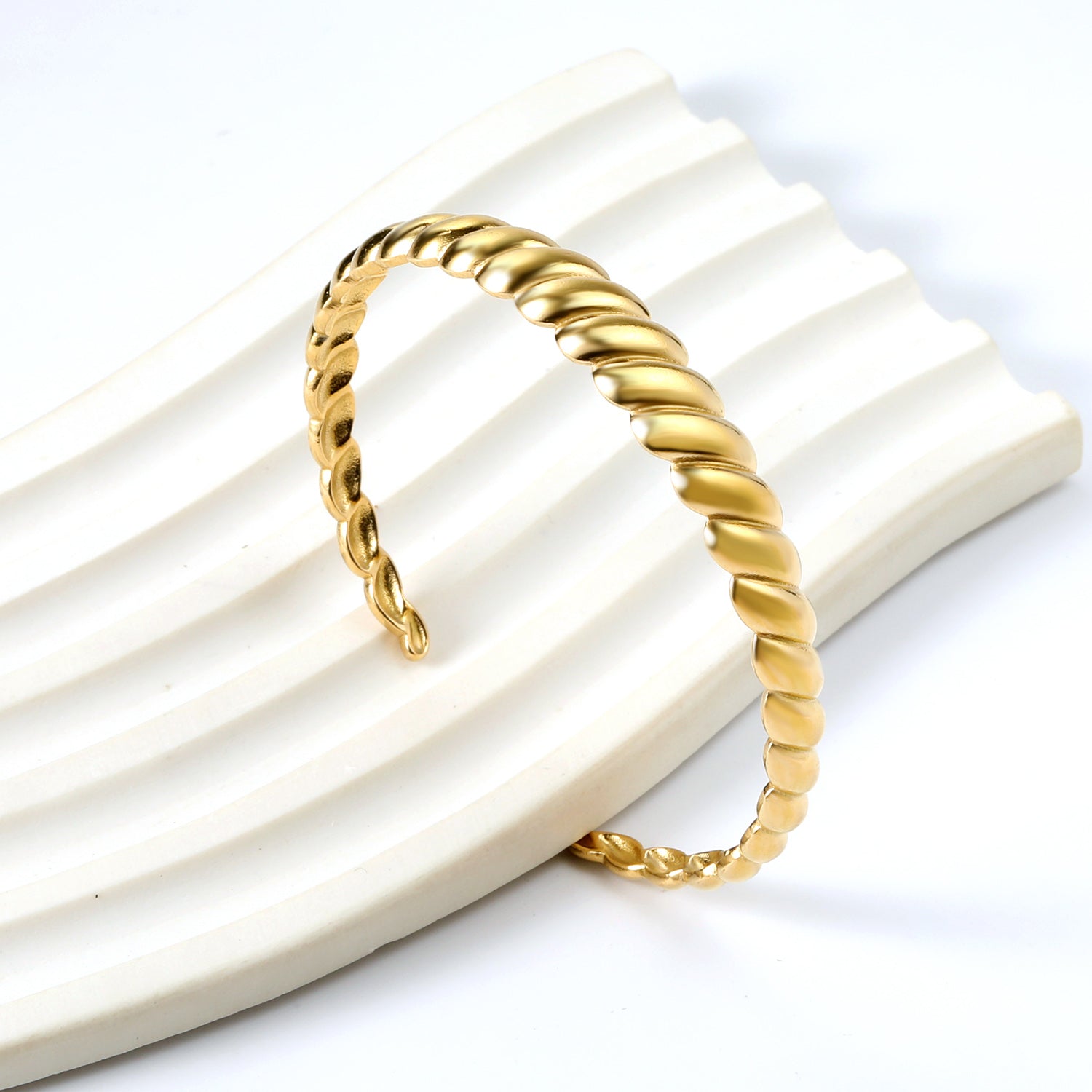 Open and twisted twist pattern bracelet asonjewelry