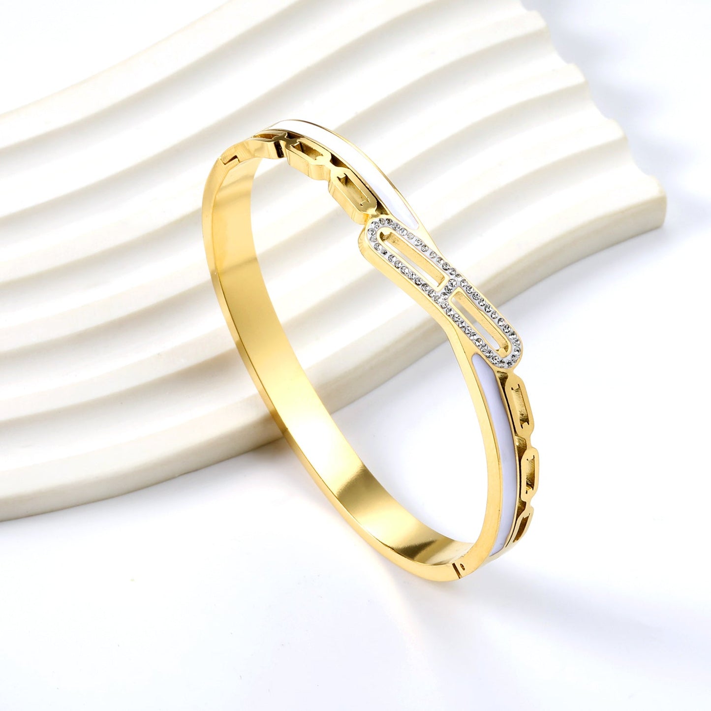 White oil drop wrap around & rectangle diamond bracelet asonjewelry