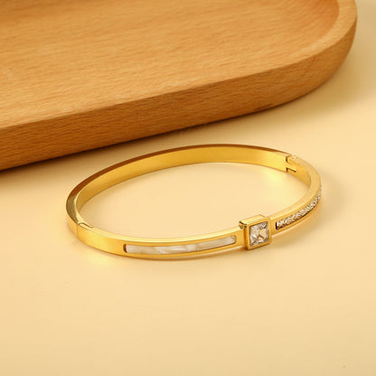 Bracelet combining two rectangular shells & diamond-set surfaces asonjewelry