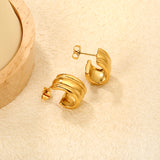 10.5x16mm Smooth Wide Curved Ear Stud, Gold