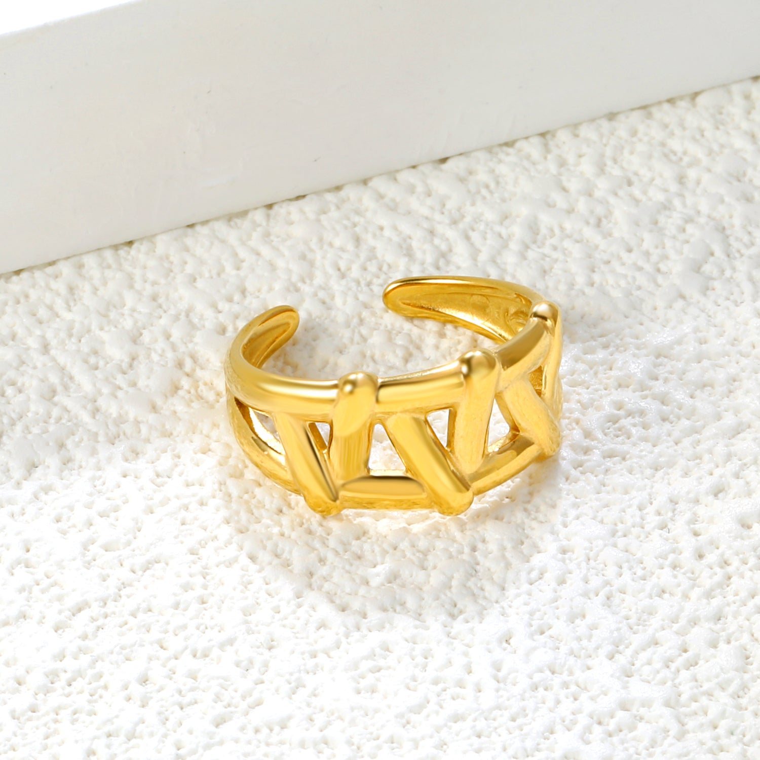 Heart-Shaped SS Open Ring - Romantic Gold-Tone Hollow Motif asonjewelry