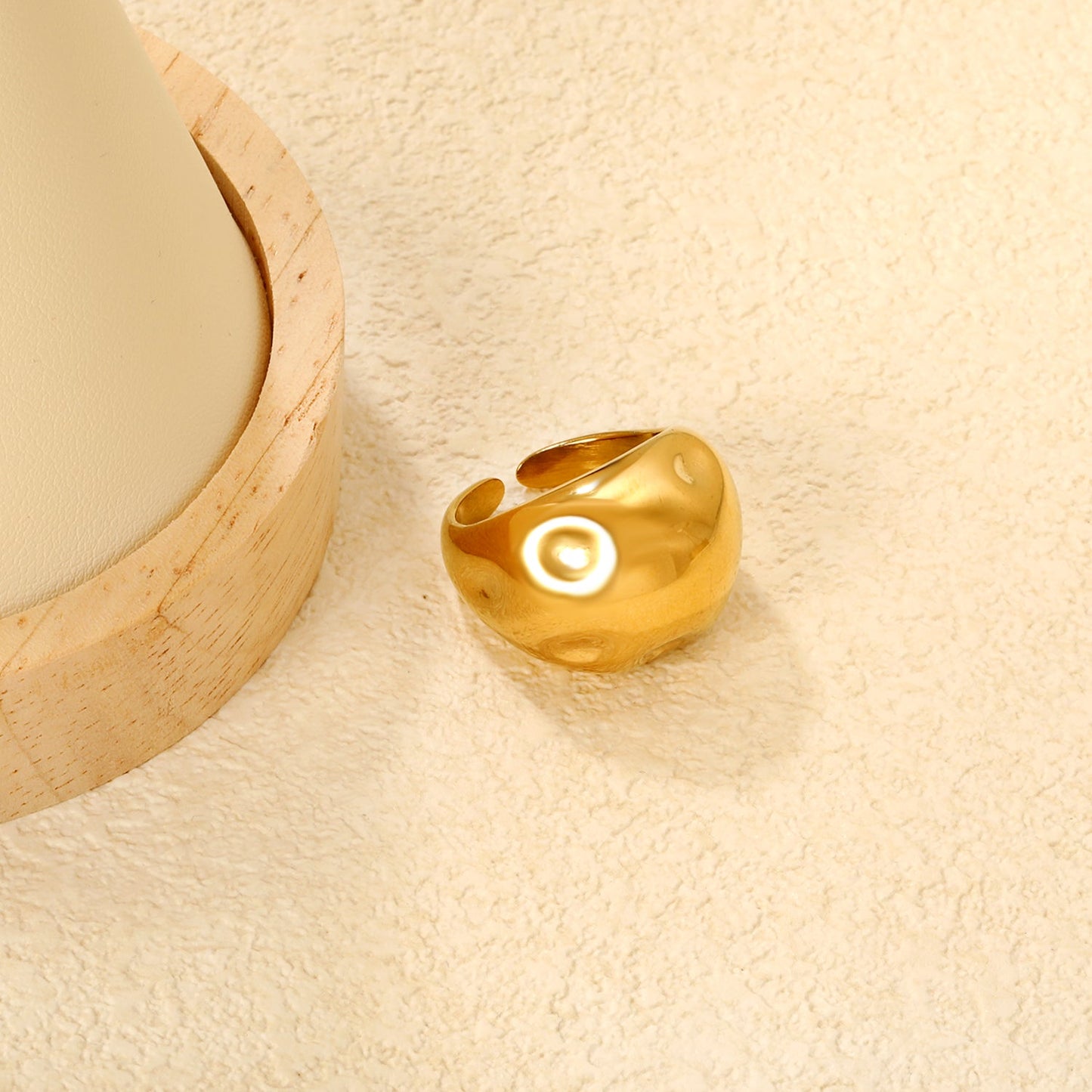 18mm Gold Open Ring with Polished Water - Drop Hammered Texture asonjewelry