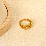 7.5mm Gold Half - Twisted Band Ring