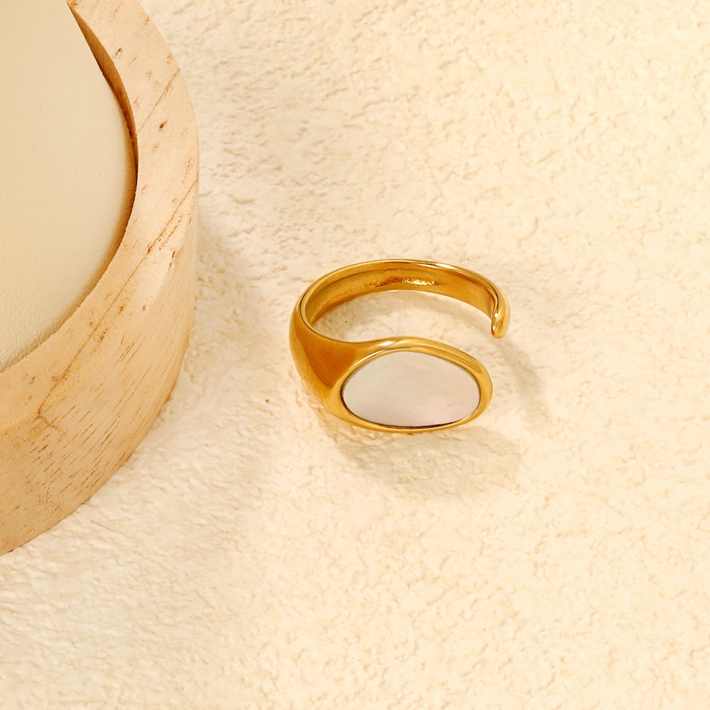 11.5mm Gold Open Ring with Geometric Real Mother - of - Pearl Inlay asonjewelry