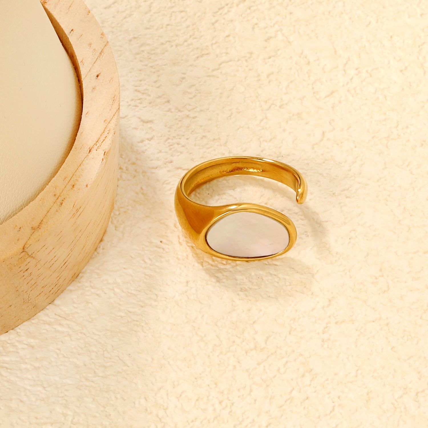 11.5mm Gold Open Ring with Geometric Real Mother - of - Pearl Inlay asonjewelry