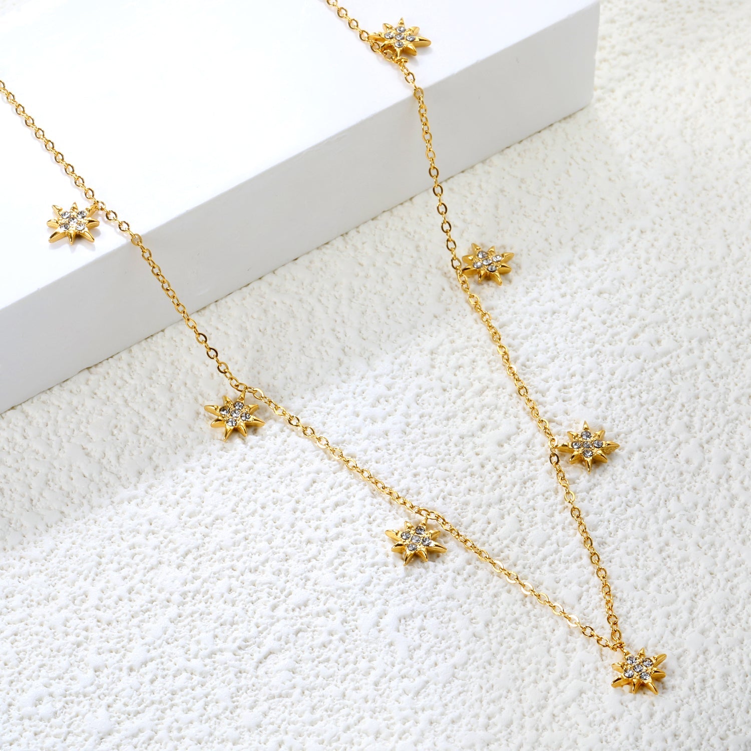 7.7 x 8.5 mm eight-pointed star accessory (5 white zirconia stones) 0.3 cross chain 40+5 cm + 6 mm round pendant necklace gold asonjewelry