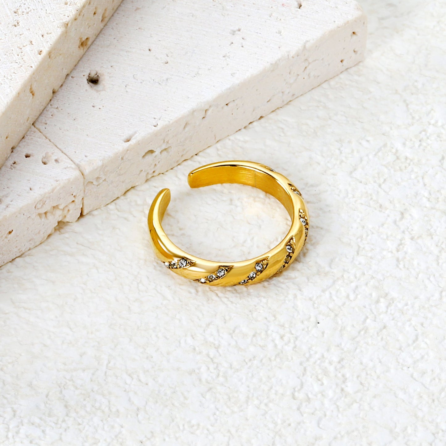 3.7mm Gold Open Ring with Twisted Band & White Diamond /Emerald Accents asonjewelry